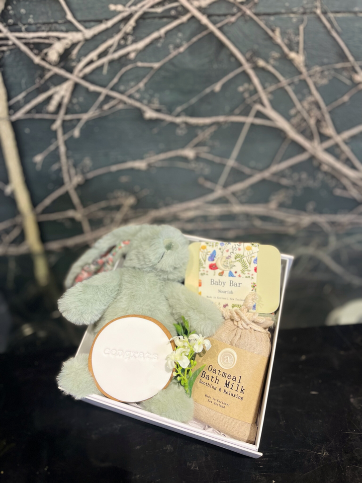 Natural Nourish Baby Box