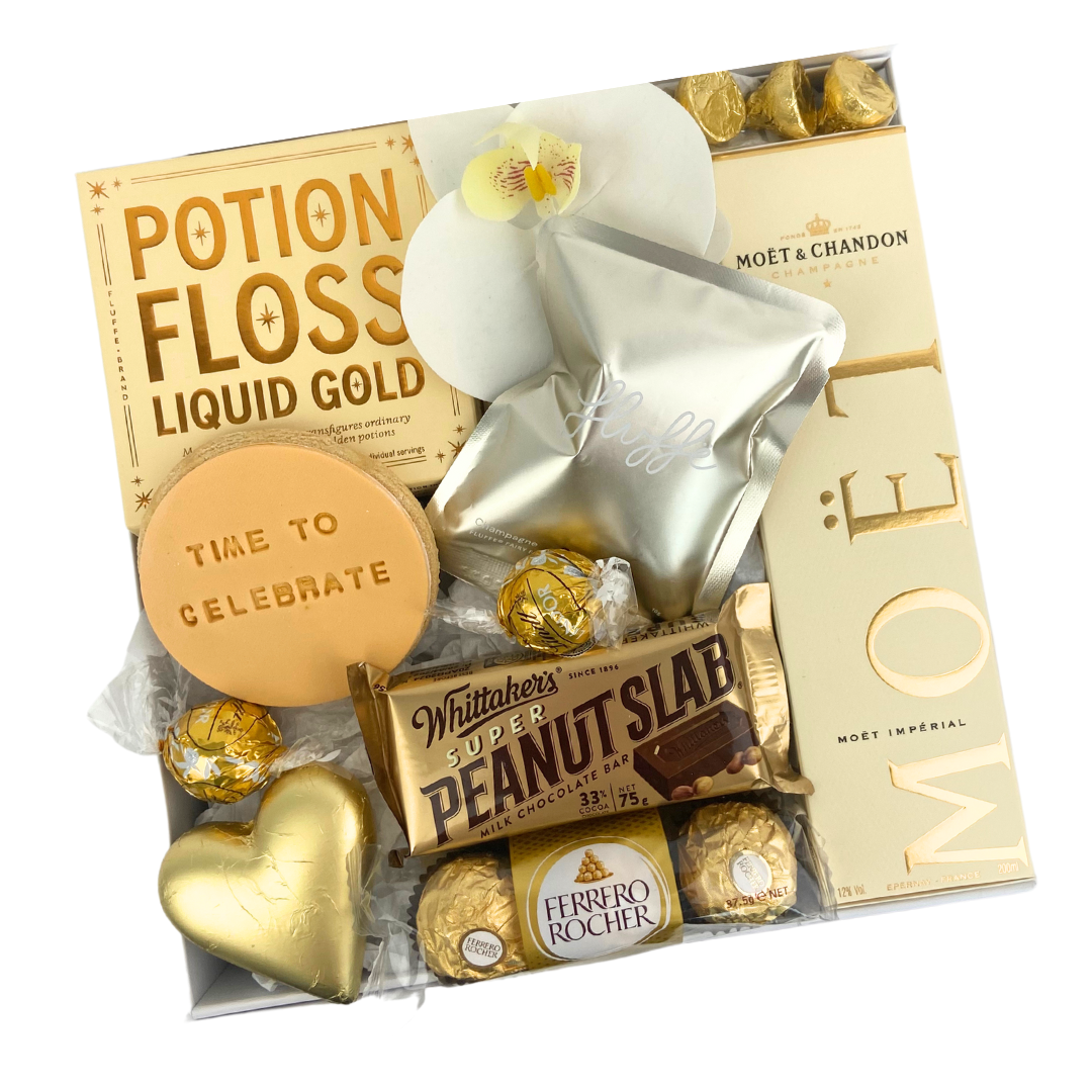 Moet Champagne and Fluffe Alcohol Gift Box. Shop now, delivery NZ Wide and Auckland Same Day 7 Days a Week.